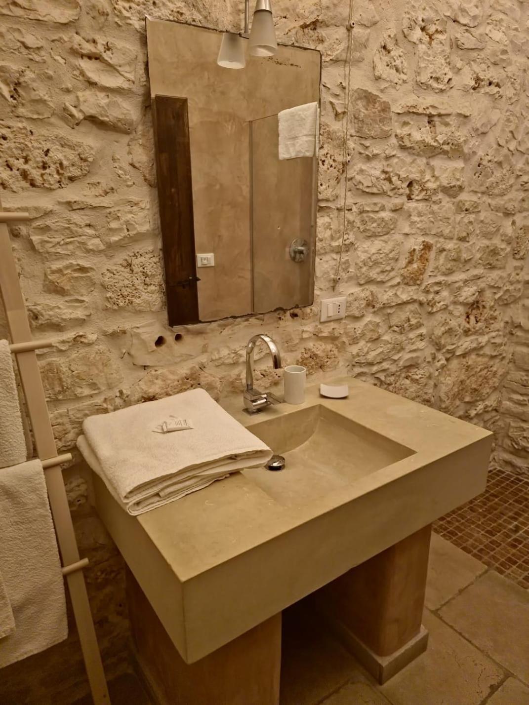 Bed and Breakfast Masseria Boezio Ostuni Torre Santa Sabina Exterior foto